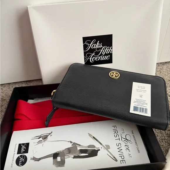 Tory Burch Hobo Tassel bag and matching wallet in black. Like new! - Picture 11 of 16